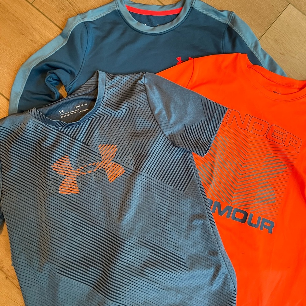 3 Under Armour dri-fit/heat gear shirts
